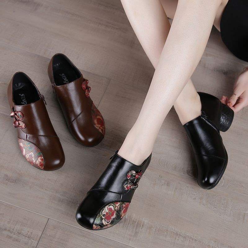 Ethnic leather dance shoes